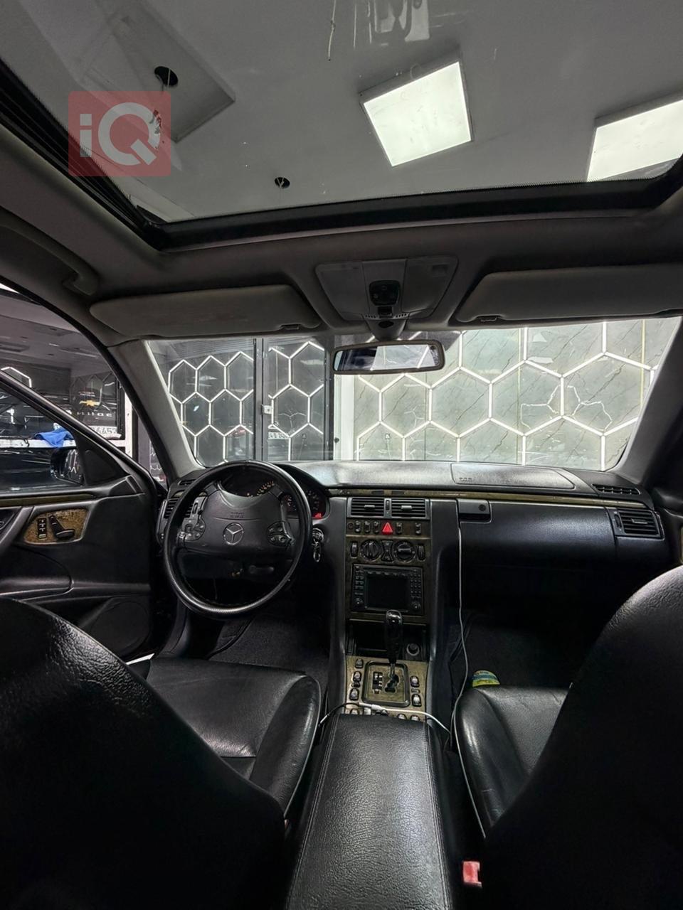 مرسيدس بنز E-Class